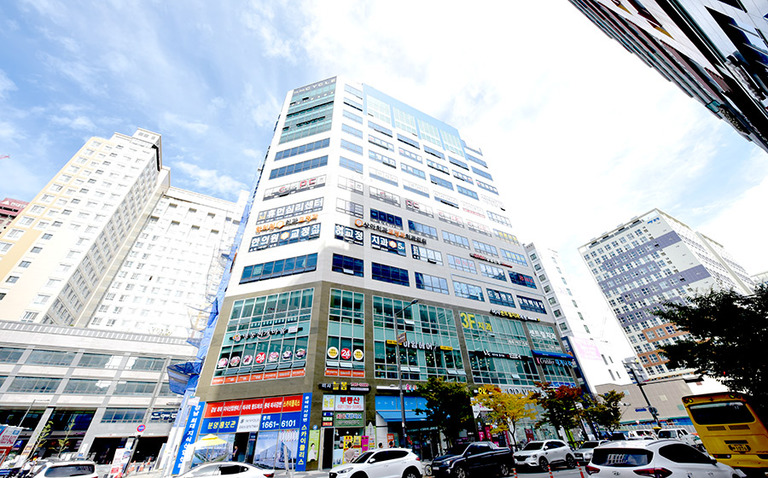 센터외관
